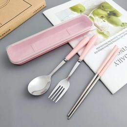 2024 4pcs/set Wheat Straw Caja de vajilla Spoon Storks Phicksticks Cutlery Cinebides Niños Accesorios de cocina portátiles para adultos 2.caja de vajilla portátil