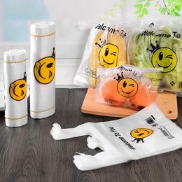 2024 50 -stcs/pack 9 maten Voertassen Smile Geschenktas Retail Supermarkt Supermarkt Kruidenier Plastic zakken met handvatvoedselverpakkingen voor supermarkt Boodschappentassen