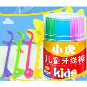 2024 52PCS / Box Floss High-Thin Stick Stick's Children's Cartoon Plastic Dentarks Pack Family Détails Follow Détails Nettoyage de dents 1.Soins dentaires pour les enfants