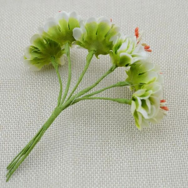 2024 6pcs Fake Flower Silk Gradiente Stamen Handmake Artificial Flowet Decoración de bodas Diy Diy Regalos Rompas de recortes Falcos