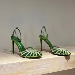 2024 Alevi Milano Sandales à talons hauts Bobine de sangle incrustée de cristaux Talons à talons hauts pour femmes Designers de luxe d'été Chaussures à talons de soirée Usine de chaussures habillées