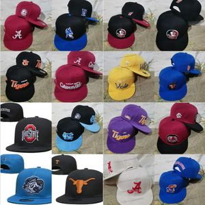 2024 Todo el equipo Mezcla de colores Fans NCAA EE. UU. Béisbol universitario Sombrero ajustable Hombres Mujeres Un tamaño Vintage Flat Sport Base Ball Snapback Caps Letras A N Bone Chapeau 29-10 de febrero