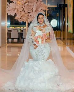 2024 Arabe Aso Ebi White Sirène Roches de mariée avec train détachable Crystaux de perles Gillter Illusion des robes de mariée à manches longues 0509