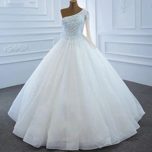 2024 Arabische Dubai trouwjurken één schouder lange mouwen lousen parels parels pailletten bruid formele jurken gewaad muurvestidos de novia customeded
