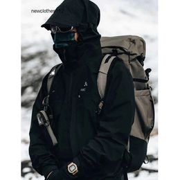 2024 Arc Jacket Vestes de créateurs pour hommes de qualité supérieure Hardshell SV6 Combinaison d'alpinisme en plein air Alpha Coupe-vent imperméable Manteaux à capuche 88ttt