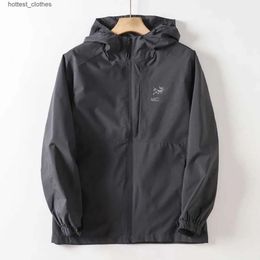 2024 Arcterxy ARC Mens Designer Sweat à capuche Tech Vestes à glissière imperméables de haute qualité Manteau léger Sports de plein air Hommes Manteaux Bird Brand Jacket 666ccc