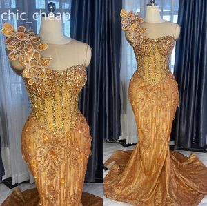 2024 ASO EBI Gold Sirène Prom Robe Crystals de dentelle à paillettes Sexy Night Formal Fête Deuxième réception Robes de fiançailles d'anniversaire Robe de Soiree ZJ400