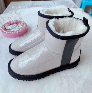 2024 Diseñador australiano Clásico Claro Mini UGGsity Botas Ovejas Lana Cashmere Niños Niños Niño Corto II Triplete Australia Bebé Niños Niñas Marca Invierno Nieve YT106