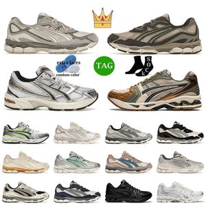 2024 Gel authentique Kayano 14 Chaussures de course basses Mentières Men de sport Gel 1130 White Shamrock Green Clay Canyon Gel NYC Femmes crème noire Metallic Plum Sneakers 36-45