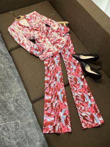 2024 Autumn Pink Feather Print Two Pally Pants Sets 4/5 Sleeve V-Neck Blazers Single-Breasted Blazers Top + Flare Trousers Set Two Piece Suits M4W202840