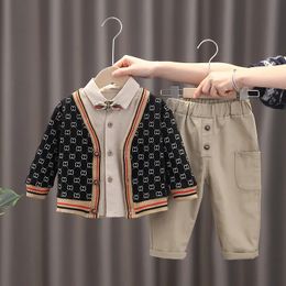 2024 Babyjongenskleding Sets Spring herfst Kids Fashion Cotton Knitting Cardigan Shirt Pants 3pcs For Children Boys Sports Suit