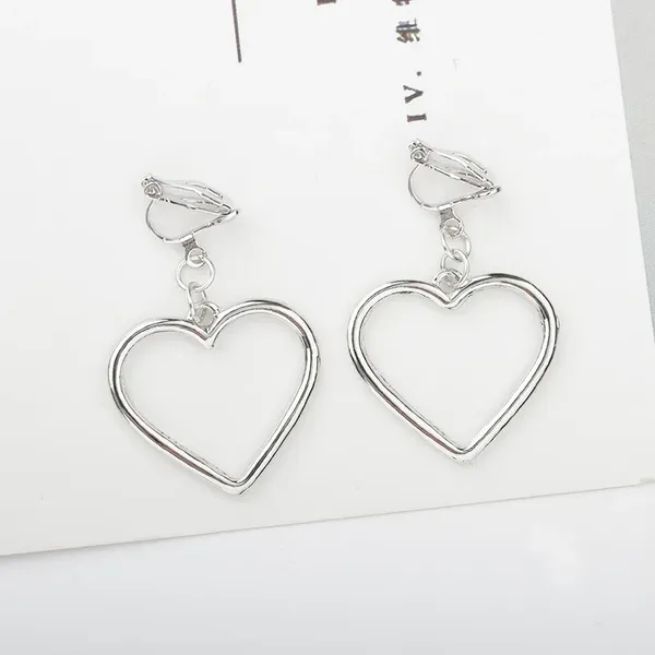 2024 Pendientes traseros Harajuku Hollow Love Lindo corazón Clip de oreja y perno prisionero Regalo Joyería chapada en oro y plata para mujeres Pendientes huecos Pendientes de fiesta de cumpleaños de Año Nuevo