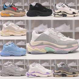 2024 Balencigaa BB Triple S Old Chaussures Chaussures décontractées Chunky Men Sneaker Runners Blue Ice Grey Trainer Lime Metallic Silver Pastel Fluo Green Dad Shoe Fashion Design G8US