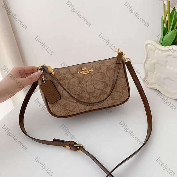 2024 Baobao Womens 2023 Crcent Small Dign Temperament Mahjong Fashion Crossbody Bags Las tiendas son un 95% de descuento en el espacio libre al por mayor 10A