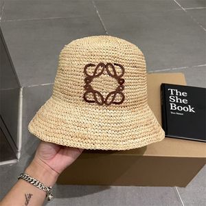 2024 Bucket de seau de chapeau de paille de plage pour femmes Caps de créateurs pour hommes casquette casquette d'été chapeaux ajustés lettre extérieure