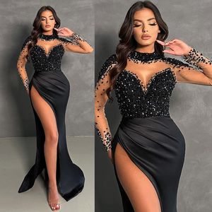 2024 Robes de soirée noires Robes de bal pour occasions spéciales Promdress High Necy Long Long Long Perles perlé perles paillettes Lace Vestido de Gala Novia AM1012