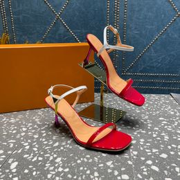 2024 Blossom Sandal Designer High Heel Le cuir sandales en forme de fleur Fonds Fashion Sandales Sandales Sandale Sandale Sémace