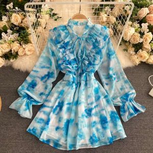 2024 Blue Autumn Tie-Dye Mini Dress Women Sweet Ruffle Chiffon Vestidos Vrouw elegante Flare Lange mouw onregelmatige gewaad mode