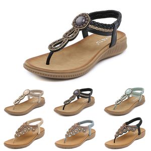 2024 Boheemse sandalen vrouwelijke slippers wig gladiator sandaal gai dames elastische strandschoenen snaar kralen kleur5656