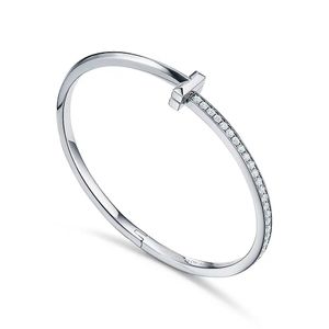2024 Bracelet Designer Charme de luxe Bracelet Lettre T Bracelets Bijoux pour femmes Bracelet Accessoires de mode Titane Alliage d'acier GoldQ5