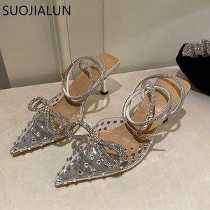 2024 Brand Fashion Suojialun Sandals Crystal Sier Women Sandaal Dunne hoge hak PVC Transparante dames Elegante kledingpompen Schoenen Slides T230208 B0A0D