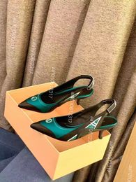 2024 Marque sexy tulle sandales strass embelli calico chaussures habillées pour femmes designer de luxe bout carré chaton talon sangle semelle en cuir 35-41