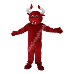 2024 Bull Bison Koe Mascottekostuum Topkwaliteit Cartoon Karakteroutfits Kerstmis Carnaval Jurk Past Volwassenen Grootte Verjaardagsfeestje Outdoor Outfit