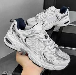 2024 Casual Hommes Femmes Chaussures De Sport Respirant 530 Mesh Low Cut Lacets Baskets De Loisirs En Plein Air Unisexe Zapatos Formateurs Taille 36-44