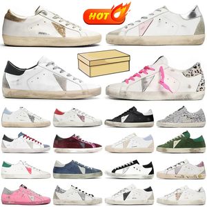 2024 Chaussures décontractées pour hommes Femmes designer baskets noir blanc argent en cuir en cuir