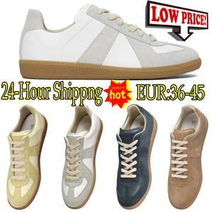 2024 Chaussures décontractées Suede Womans Mens noir blanc Bleu Flat Talon Talon Loafer Popular Sneakers Outdoor L maisons Sports Chaussures Chaussure avec boîte