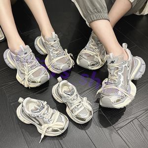 2024 Casual schoenen Triple S Track 3.0 Sneakers Transparante stikstofkristallen buitenzool Running schoenen Heren Trainers Dames Zwart White Green Maat 35-45 A49
