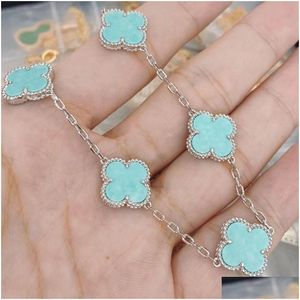 2024 Bracelets de charme de luxe Clover Designer Bague d'amour Nacre Sweet Blue Shell 18K Or 4 Feuilles Fleur Marque Bracelet Bracelet Un Juif Dh2Pb