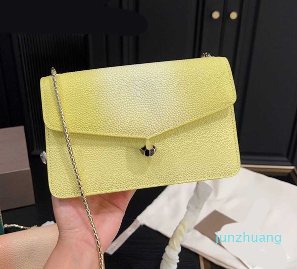 2024 Chian Designer Bag Women Monedero de cuero Bolso Pearl Fish Skin Crossbody Bolsas de hombro Classic Flap Bolsos de noche Monedero de moda Monedero