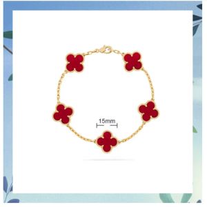 2024 Classic 4 / quatre feuilles Clover Designer Bracelet blanc rouge Blue Agate Shell Bracelets de charme de nacre