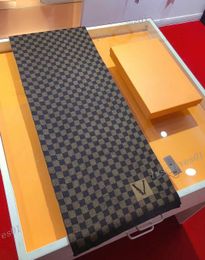 2024 Classic Checkerboard Mather Scarf de laine doux et confortable, grand et pratique châle rectangulaire, haut de gamme extérieur essentiel 180x30