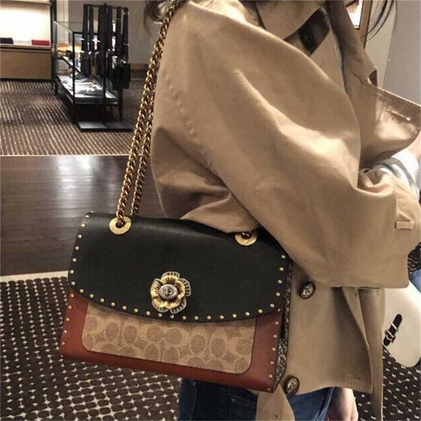 2024 Classique enduit vintage rivet simple Madison grande chaîne camélia petit carré Sac à main vente 60% de réduction sur la boutique en ligne