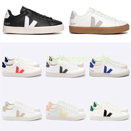 2024 Klassieke Franse Brazilië Green Low Carbon Life V Organic Cotton Flats Platform Sneakers Women Women Casual Classic White Designer Shoes Heren Loafers 36-45 J2