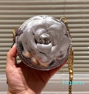 2024 Classic Mini Camellia Circular Bolsas de hombro Francia Marca Tridimensional Camelia Cuero genuino Mujeres Bolso cruzado Diseñador Oro Hardware Cadena Bolsa