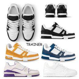 2024 Klassieke stijl ontwerper ontworpen Casual schoenen voor heren hardloopschoenen Outdoor Trainer schoenen Hoge kwaliteit platformschoenen Kalfsleer mode sneakers