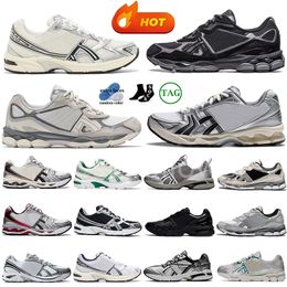 2024 Classics Assics Running Shoes para hombres Geles de diseño de mujeres Nyc Sneakers Triple Blanco blanco plateado Pinde verde color verde azulado para hombres
