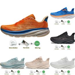 2024 Clifton 9 Sneakers Designer Chaussures de course Chaussures Men de course Femmes Bondi 8 Sneaker One Womens Challenger Anthracite Randonnée Chaussure Breathable Mens Outdoor Sports Trainers 140