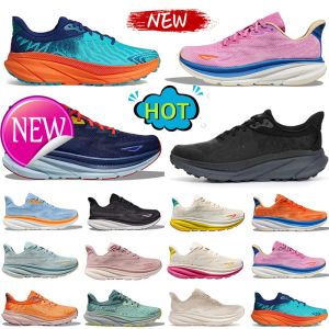 2024 Clifton Sneakers Designer Chaussures de course Chaussures Men de course Femmes Bondi 8 9 Sneaker One Womens Challenger 7 Anthracite Randonnée Chaussure Breathable Mens Outdoor Sports Trainers