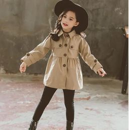 2024 jassen ontwerper baby kinderen kleden kinderen meisje geul windjack uitloper kleding herfst- en winterjas dragen losse en comfortabele ve