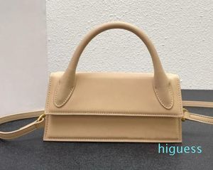 2024 Crossbodybody Womens Famous Messenger Baguette Handbag Gift Mens Bags Hands Sacs