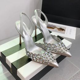2024 Escarpins ornés de cristaux chaussures sandales à talons aiguilles pour femmes talon Luxurys Designers chaussures habillées évider soirée Slingback sandale sandales de créateurs