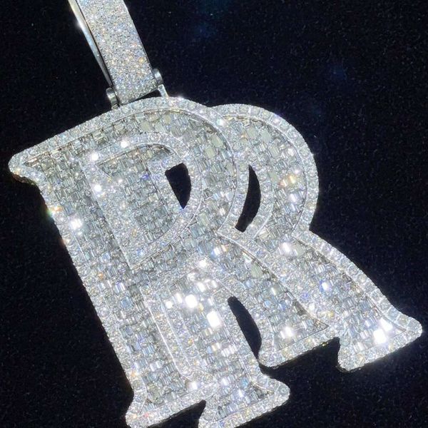 2024 Pass Custom Pass Diamond Tester Iced Out VVS Moisanite Jewelry Hip Hop Letter Baguette Pendant Alphabet 