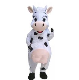 2024 Disfraces lindos de la mascota de la vaca Traje del personaje de dibujos animados de Halloween Traje de fiesta al aire libre de Navidad Ropa publicitaria promocional unisex