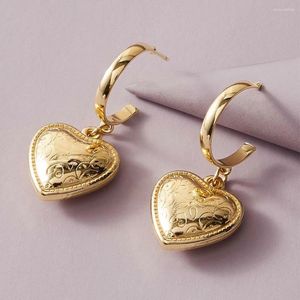 2024 Dange oorbellen schattig liefde hart drop earring gouden kleur hanger bungelende decoratie voor vrouwen