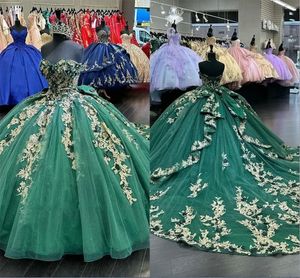 2024 Robes de quinceanera vert foncé dentelle appliques balayage train chérie décolleté corset dos doux 16 fête d'anniversaire bal bal formelle robes de soirée