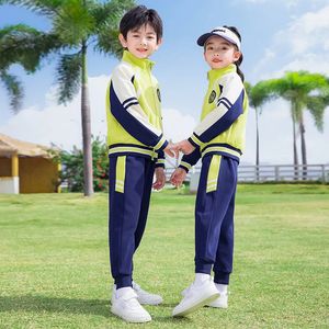 2024 Design Kinder Kleding School Uniform Pak Kindergarten Kinderen Sportskleding Set Track Suits voor jongens Girls Y240328